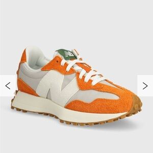 New Balance 327SA orange M8/W9.5
